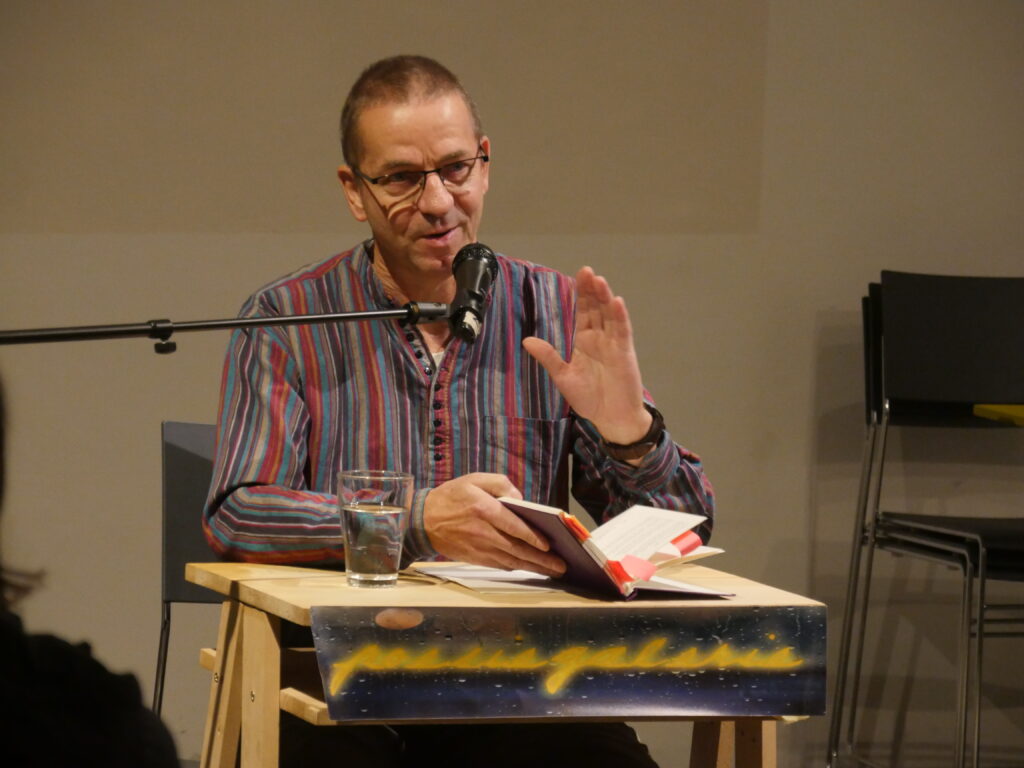 Gisbert Amm Lesung bei der Poesiegalerie am 11.11.23
